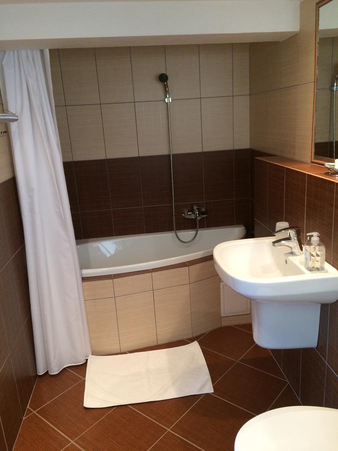 Český Krumlov Pension U Mrazku מראה חיצוני תמונה