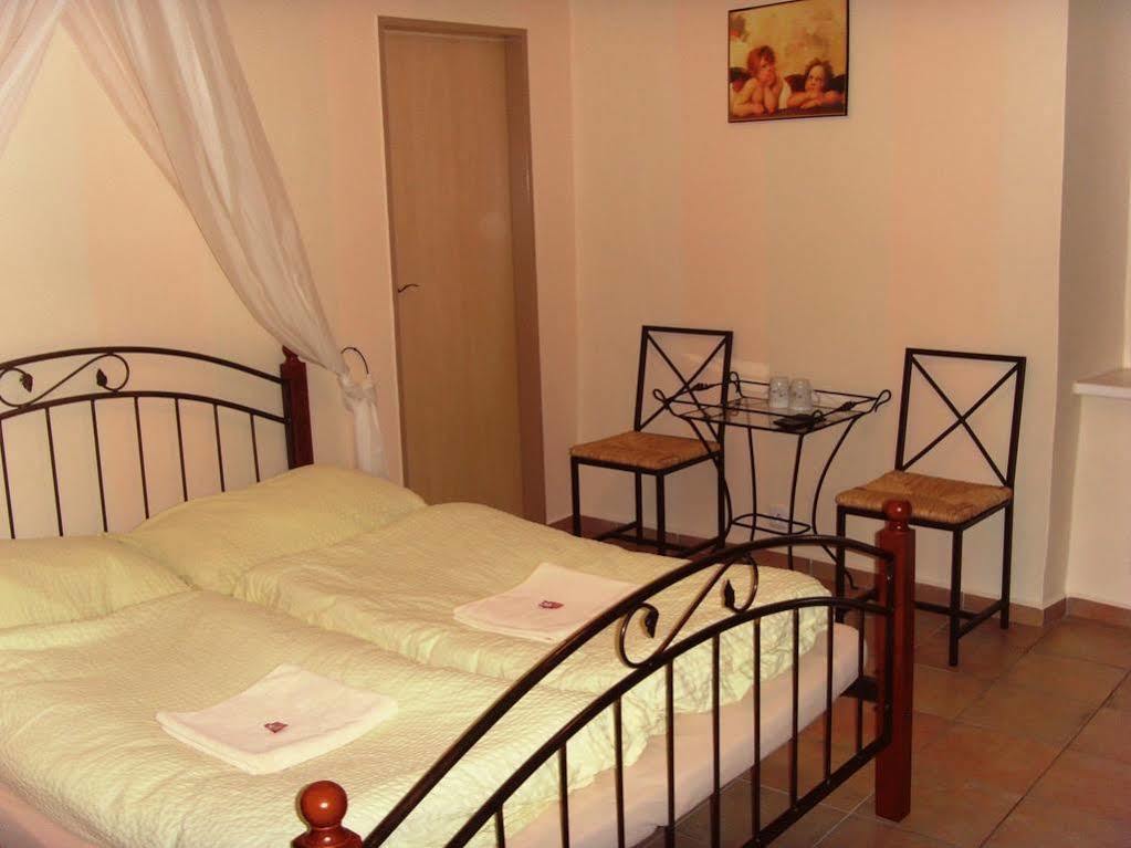 Český Krumlov Pension U Mrazku מראה חיצוני תמונה